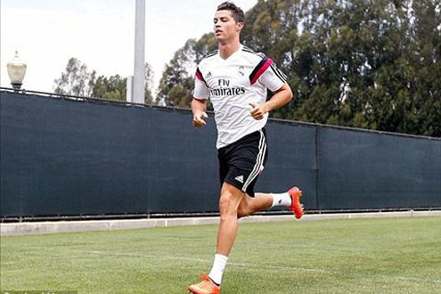 Tin nóng trong ngày: Ronaldo bị kiểm tra doping; AC Milan sắp đổi chủ