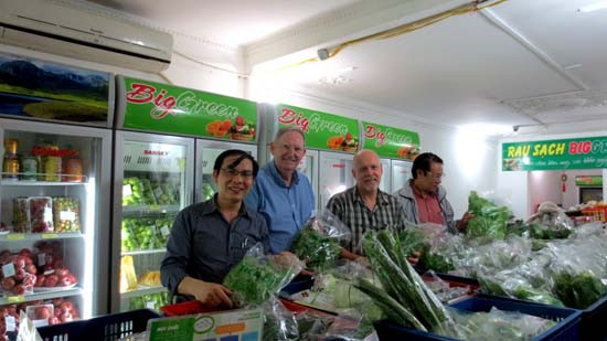 Ngày Sức khỏe Thế giới 2015: Đảm bảo an toàn thực phẩm tại Việt Nam là một thách thức