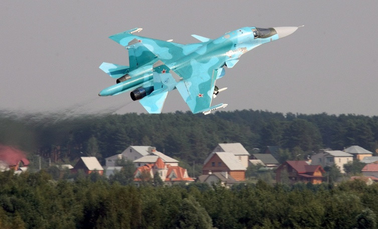 Chùm ảnh: 25 năm lịch sử “Hậu vệ” Sukhoi Su-34 