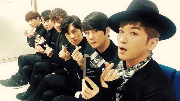 EXO và ShinHwa “bỏ túi” nhiều cúp nhất của Kpop từ đầu năm 2015 đến nay