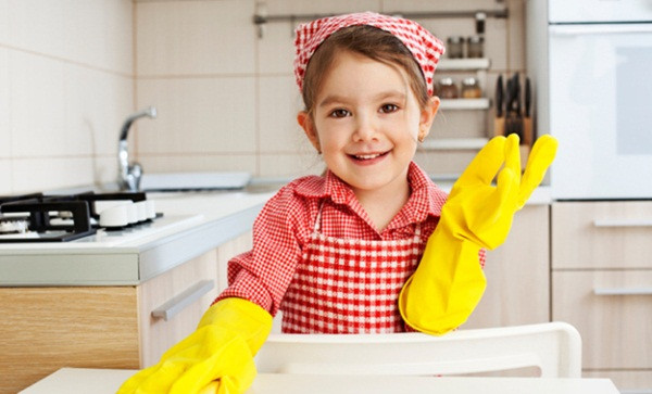 Bí quyết giúp các mẹ dễ dàng dạy con làm việc nhà