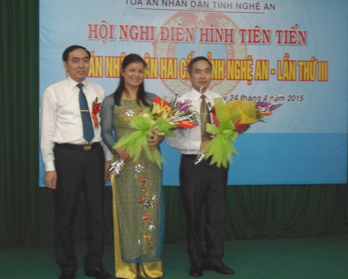 TAND hai cấp tỉnh Nghệ An tổ chức hội nghị điển hình tiên tiến