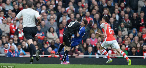 Cận cảnh Chelseal lần thứ 13 bất bại trước Arsenal