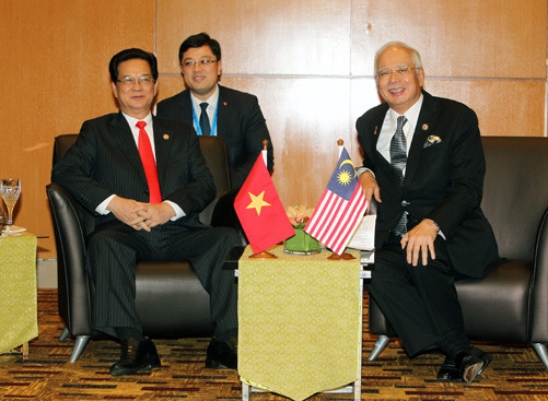Thủ tướng Nguyễn Tấn Dũng tiếp Thủ tướng Malaysia và Tổng thống Philippines 
