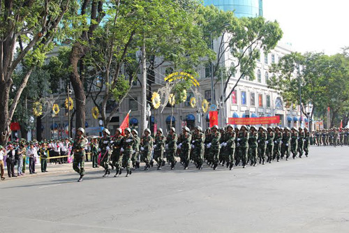 Lễ mít tinh, diễu binh, diễu hành kỷ niệm 40 năm Ngày giải phóng miền Nam, thống nhất đất nước    