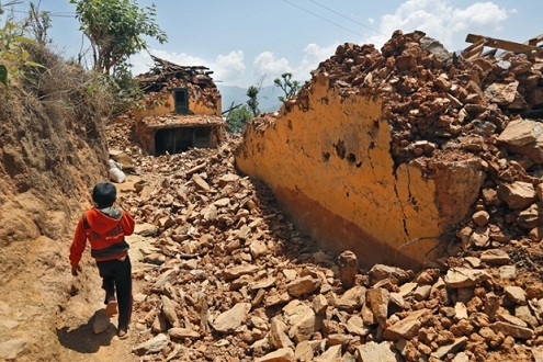 Hậu quả từ động đất Nepal: Hàng chục ngàn phụ nữ có thể bị đưa vào nhà thổ