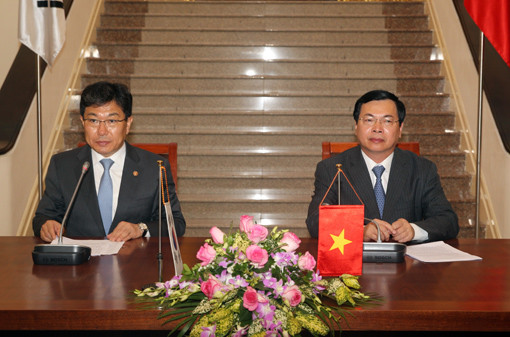Việt Nam - Hàn Quốc ký kết chính thức Hiệp định thương mại tự do