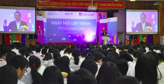 Ngày hội Công Nghệ #WeSpeakCode 2015 tại Việt Nam