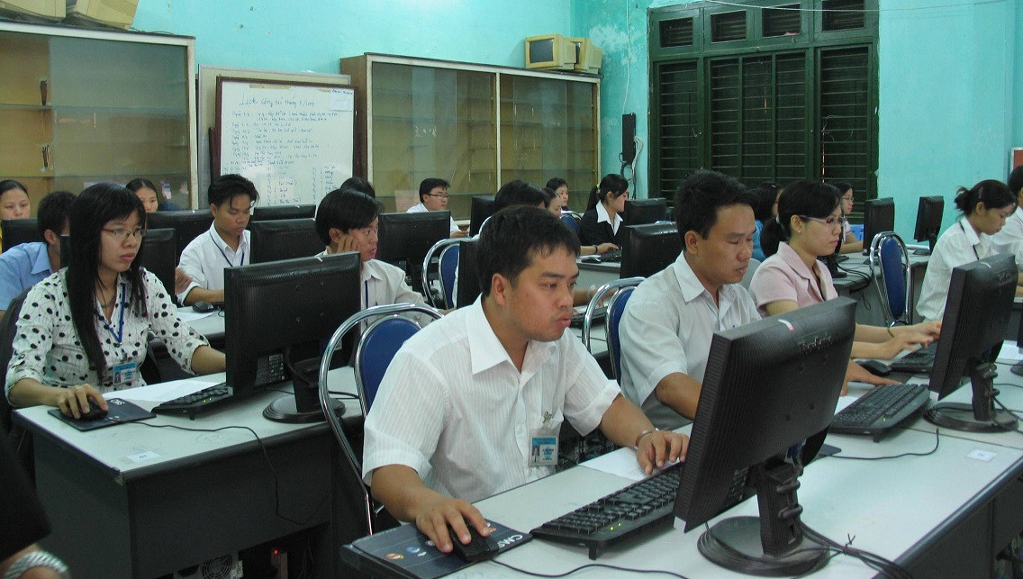 Hà Nội: Áp dụng thi tuyển công chức trên máy tính