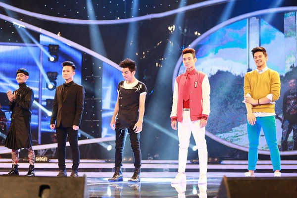 Vietnam Idol: Chàng Việt Kiều điển trai Trọng Hiếu làm mê hoặc ban giám khảo