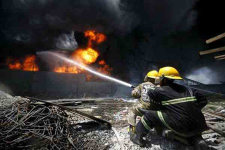 Cháy nhà máy ở Philippines, hơn 100 người chết và mất tích