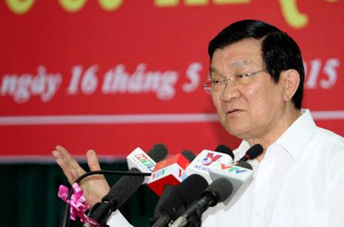 Chủ tịch nước Trương Tấn Sang tiếp xúc cử tri quận 1 và quận 3 TP. Hồ Chí Minh 