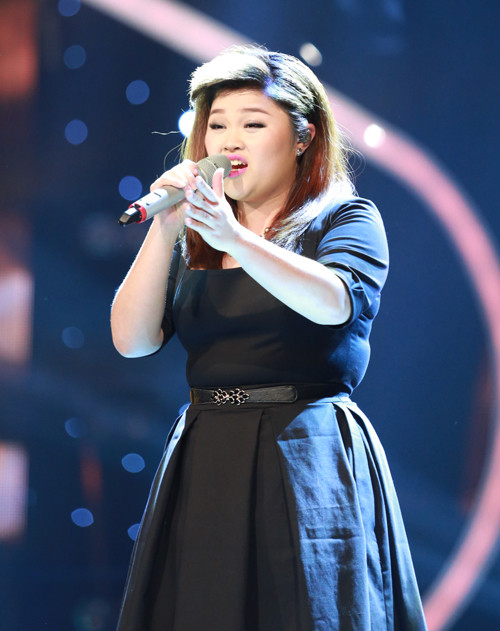 Vietnam Idol: Cô gái mũm mĩm Bích Ngọc bùng cháy trên sân khấu
