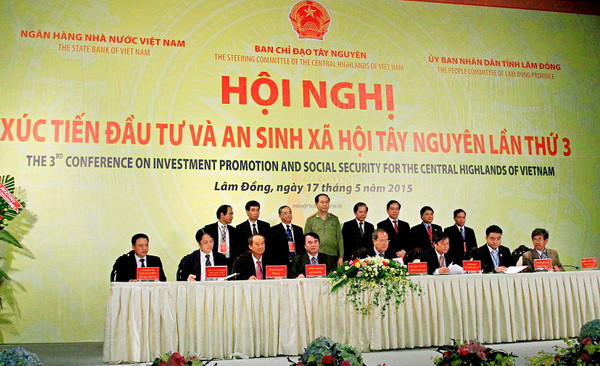 LienVietPostBank tài trợ 5.000-10.000 tỷ đồng cho nông dân Lâm Đồng trồng mắc ca