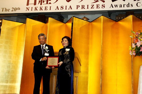 CEO Vinamilk trở thành người Việt Nam duy nhất nhận Giải thưởng Nikkei châu Á lần thứ 20