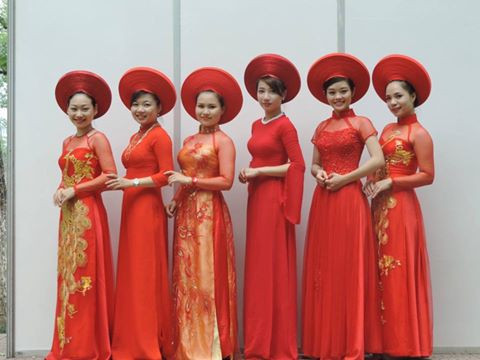 Hướng Dương Band - Những cô gái Mặt Trời đam mê âm nhạc dân tộc