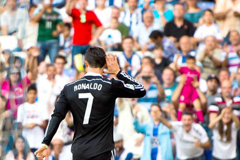 Tin nóng trong ngày: PSG phá két mua Ronaldo