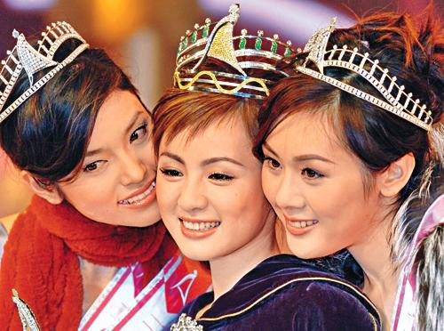 Tin giải trí ngày 26/5: Hoa hậu Châu Á từng bị điều đi tiếp khách