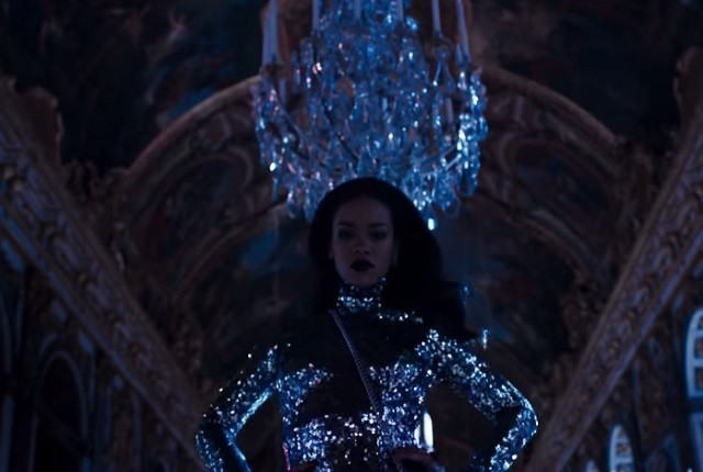 Rihanna ma mị tại cung điện Versailles trong quảng cáo của Dior