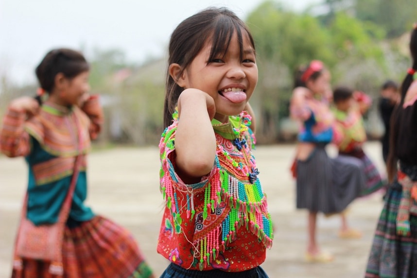 10.000 nụ cười cho “Những thiên thần bản xa”