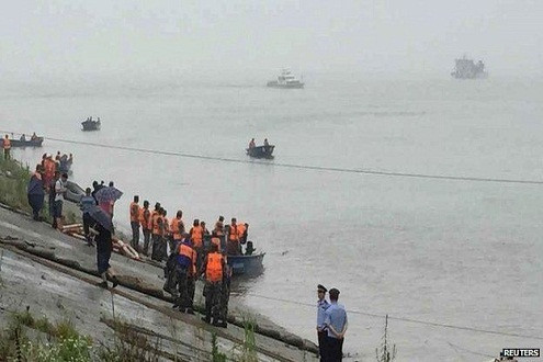 Tàu chìm trên sông Dương Tử: Vẫn chưa có dấu hiệu khả quan