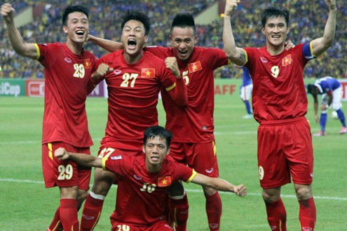 ĐT Việt Nam tụt ba bậc trên BXH FIFA tháng 6