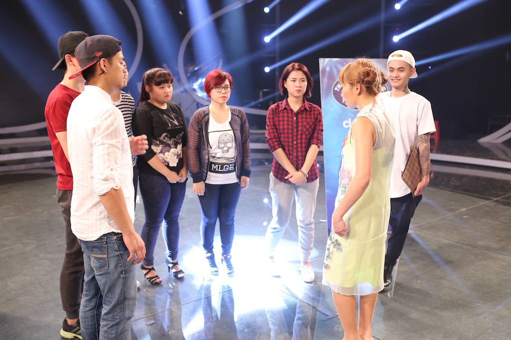 Top 7 Vietnam Idol tích cực luyện tập với diva Hà Trần