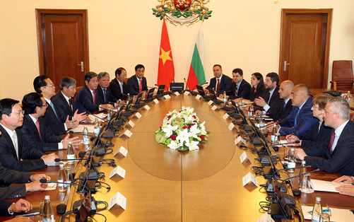 Thủ tướng hội đàm với Thủ tướng Bulgaria