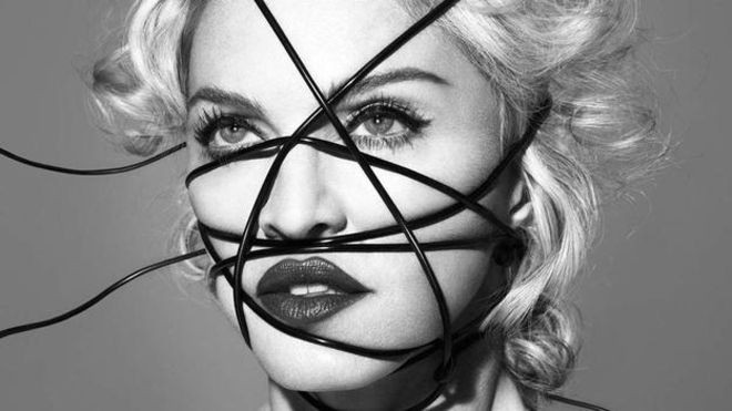 Madonna: Bậc thầy về thay đổi phong cách thời trang