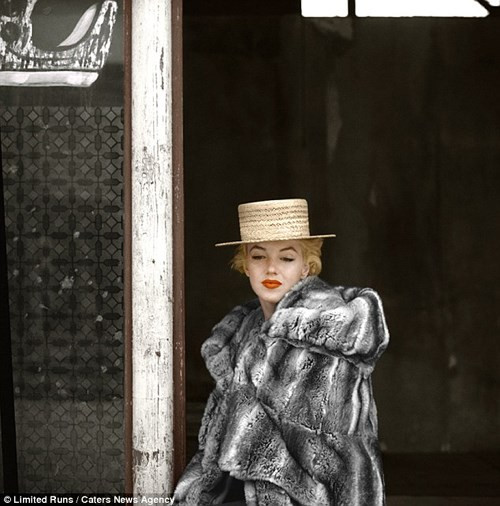 Công bố những bức ảnh về toàn bộ cuộc đời của Marilyn Monroe 