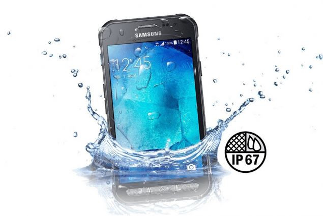 Samsung ra mắt smartphone chịu nước giá rẻ