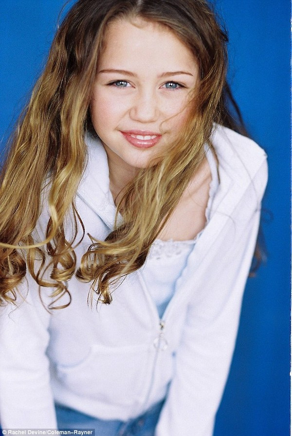 Miley Cyrus xinh như thiên thần vào năm 11 tuổi