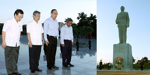 Chủ tịch Ủy ban Trung ương  MTTQVN dâng hương tưởng niệm Tổng Bí thư Nguyễn Văn Linh 