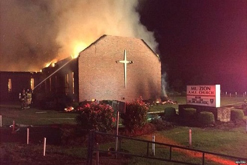 Nhà thờ của người da đen tại Mỹ lại bốc cháy