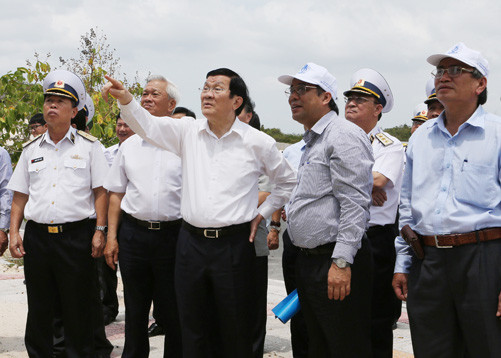 Chủ tịch nước kiểm tra thực địa vùng khô hạn tại Khánh Hòa