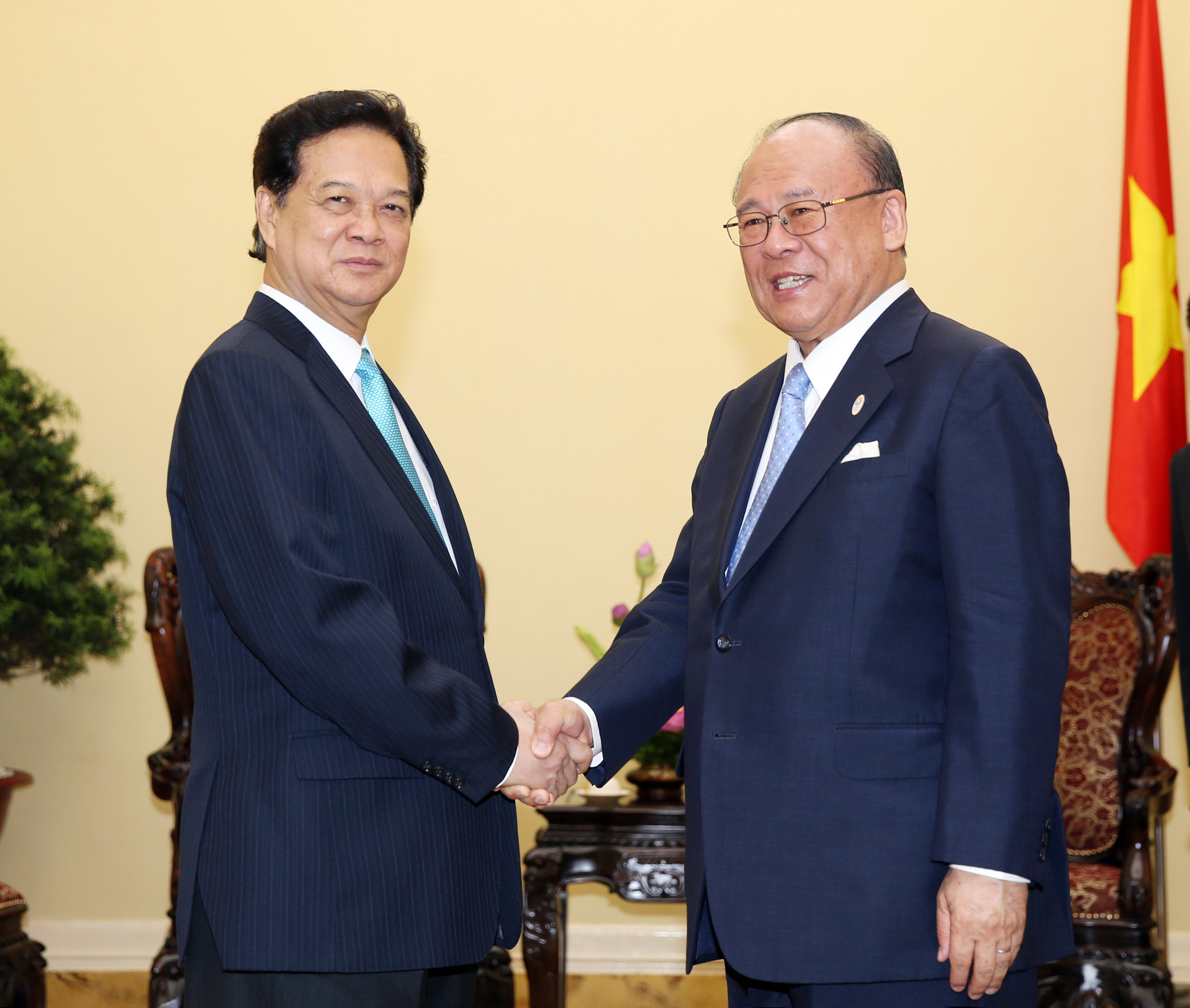 Thủ tướng tiếp cố vấn đặc biệt Liên minh nghị sĩ hữu nghị Nhật - Việt