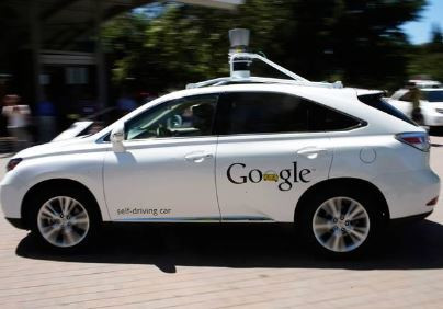 Tai nạn gây chấn thương đầu tiên với xe tự lái của Google