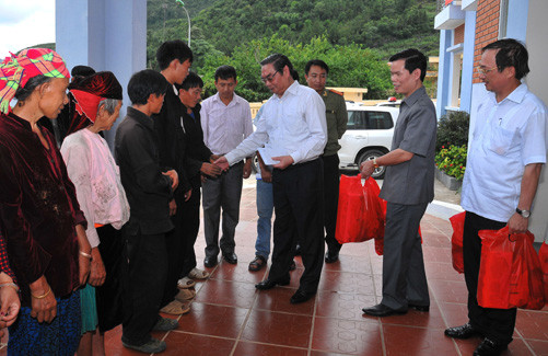 Đồng chí Lê Hồng Anh thăm và làm việc tại tỉnh Hà Giang 