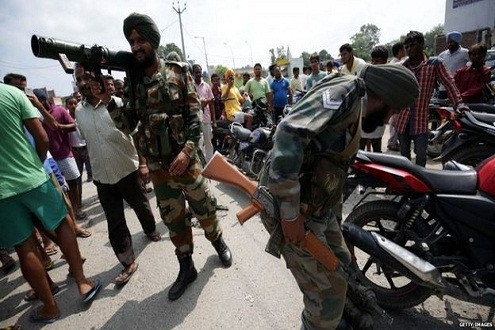 Ấn Độ: Các tay súng tấn công đồn cảnh sát, 9 người thiệt mạng