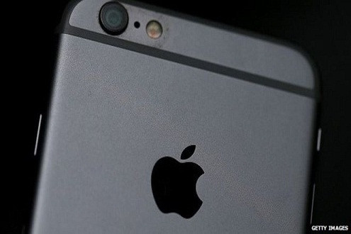 Trung Quốc triệt phá nhà máy làm giả 41.000 chiếc iPhone