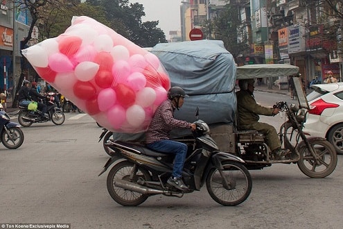 Trình lái xe “siêu đẳng” của người Việt trong mắt nhiếp ảnh gia nước ngoài