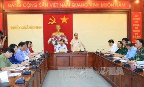 Phó Thủ tướng Nguyễn Xuân Phúc: Tuyệt đối không để người dân đói, khát sau mưa lũ