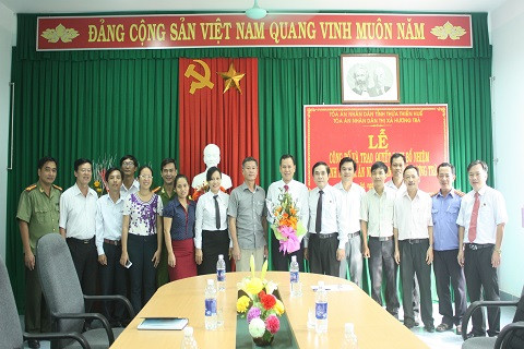 Thừa Thiên Huế: Trao quyết định bổ nhiệm Chánh án TAND thị xã Hương Trà