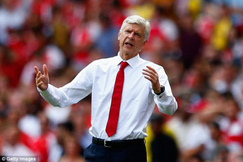 Arsenal thua sốc West Ham, HLV Wenger không trách thủ thành Petr Cech