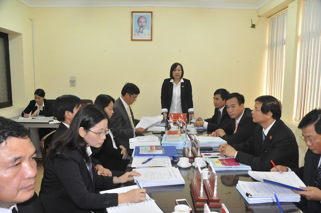 Ủy ban Thẩm phán TAND cấp cao tại Hà Nội tổ chức phiên họp thứ nhất