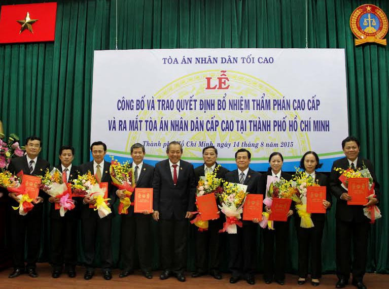 Trao quyết định bổ nhiệm Thẩm phán cao cấp và ra mắt TAND cấp cao tại TP. Hồ Chí Minh