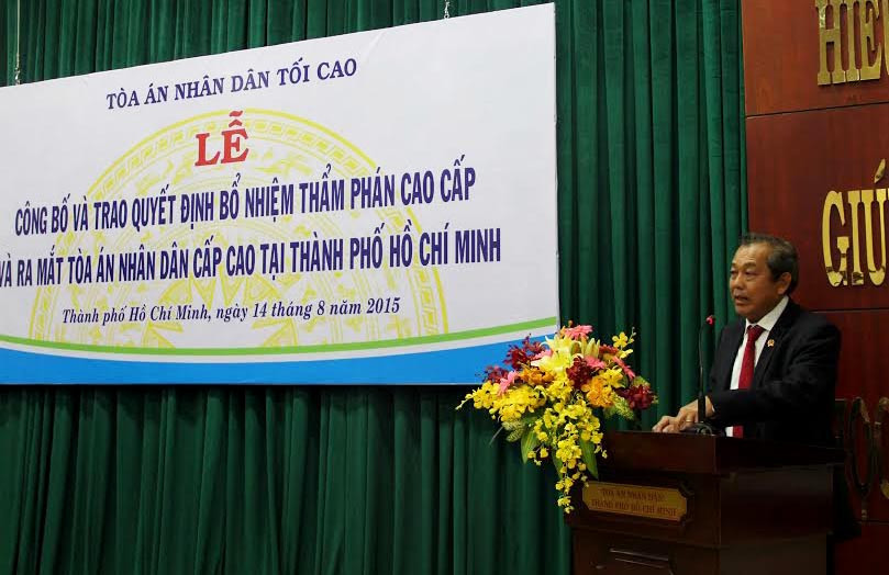 Trao quyết định bổ nhiệm Thẩm phán cao cấp và ra mắt TAND cấp cao tại TP. Hồ Chí Minh