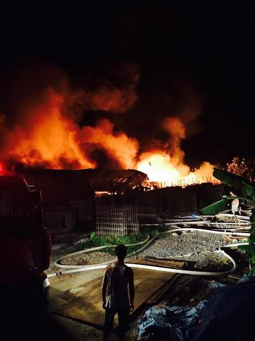 Phú Thọ: Cháy lớn thiêu rụi xưởng tái chế nhựa