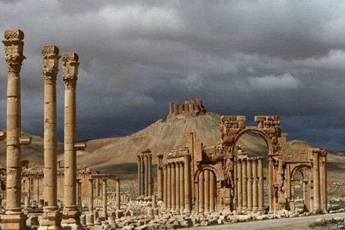 IS chặt đầu nhà khảo cổ Syria, treo xác ngay giữa thành cổ Palmyra