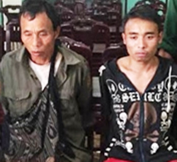 Bắt 2 bố con người Lào vận chuyển ma túy vào Việt Nam